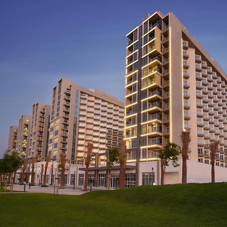Damac Hills 2 Hotel, An Edge By Rotana Hotel Dubai Ngoại thất bức ảnh