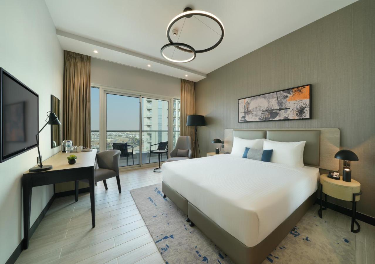 Damac Hills 2 Hotel, An Edge By Rotana Hotel Dubai Ngoại thất bức ảnh