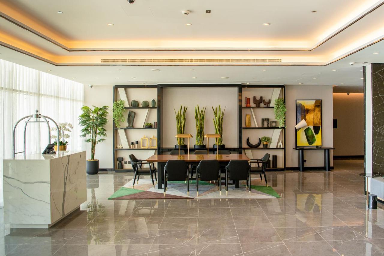 Damac Hills 2 Hotel, An Edge By Rotana Hotel Dubai Ngoại thất bức ảnh